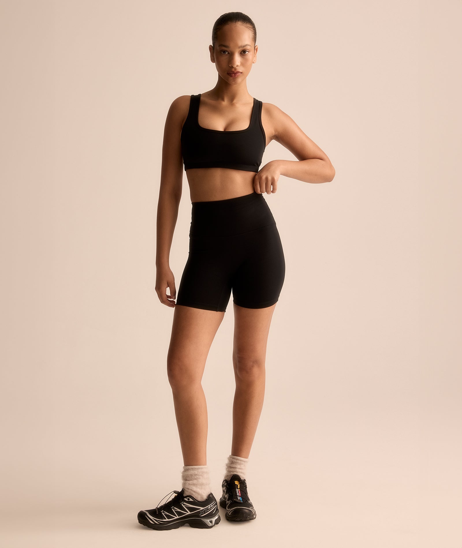 VEHLA BIKE SHORTS - BLACK - Şort - stre