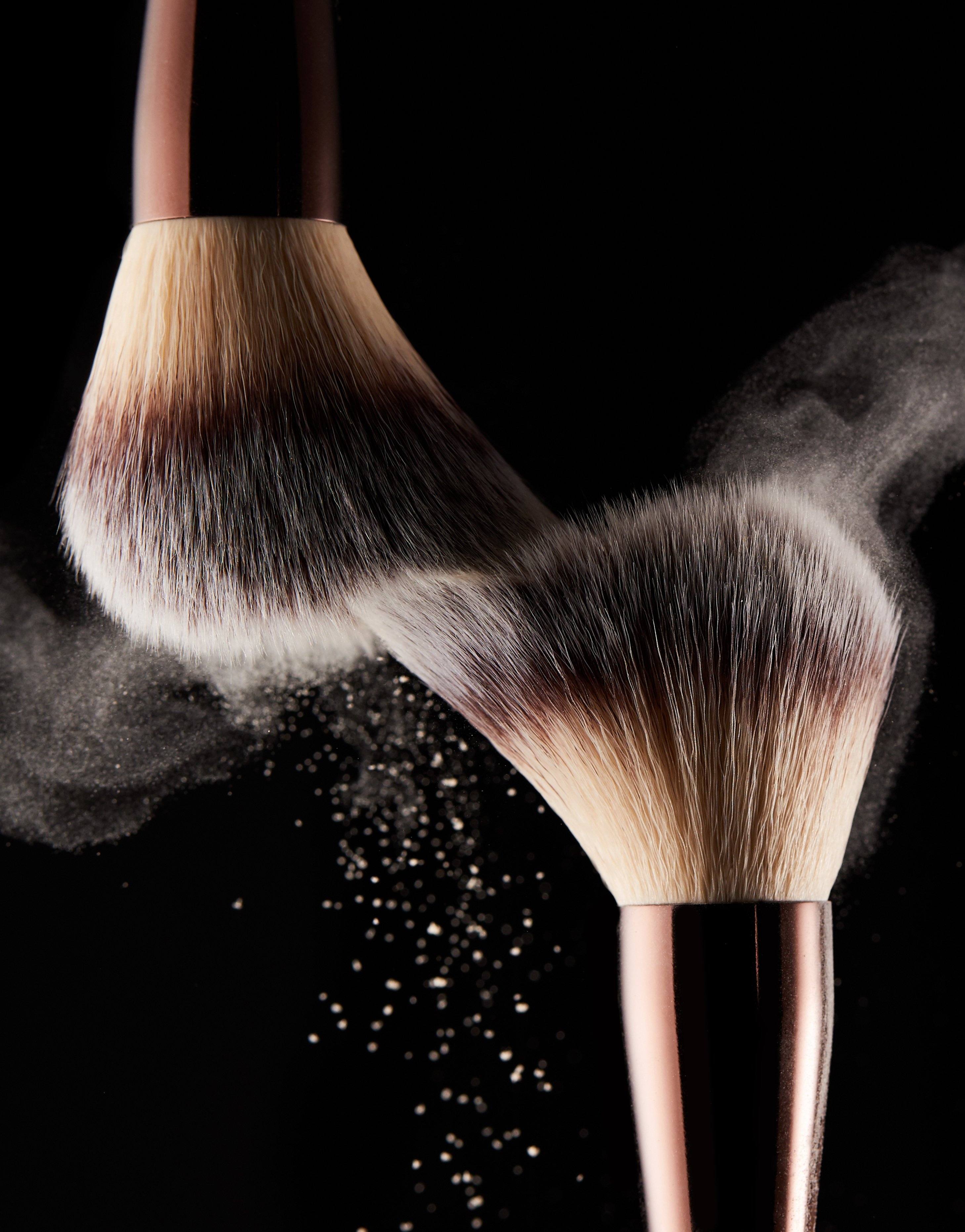 Hourglass Veil™ Powder Brush - Pudra Fırçası - stre