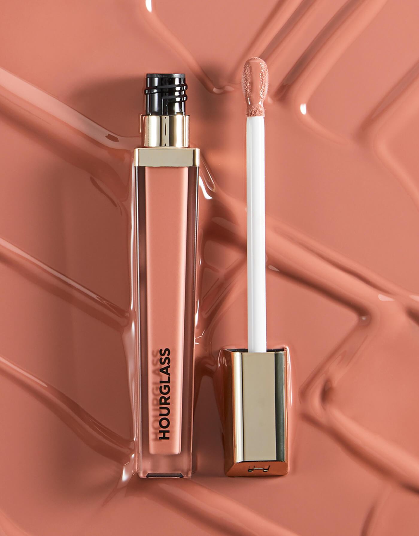 Hourglass Unreal™ High Shine Volumizing - Lip Gloss - stre