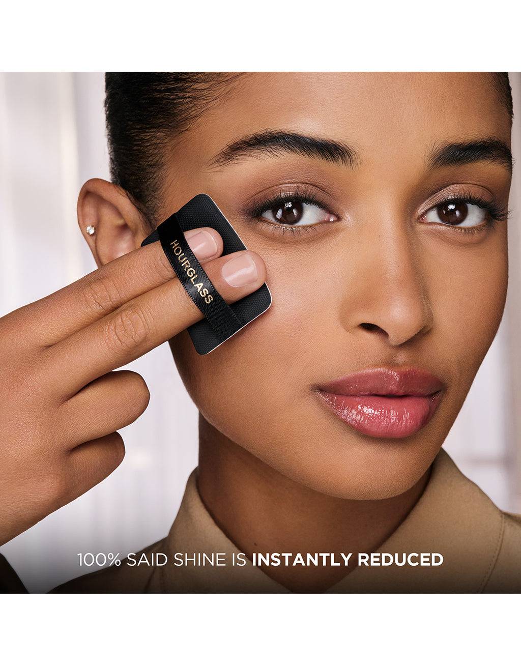 Hourglass Vanish Airbrush Pressed Powder - Pudra - stre
