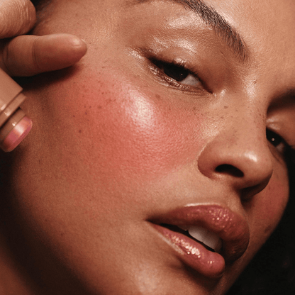 Rhode Allık: Pocket Blush Cep Allık - stre
