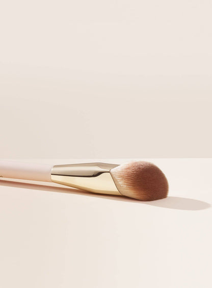 Rare Beauty Liquid Touch - Fondöten Fırçası - stre