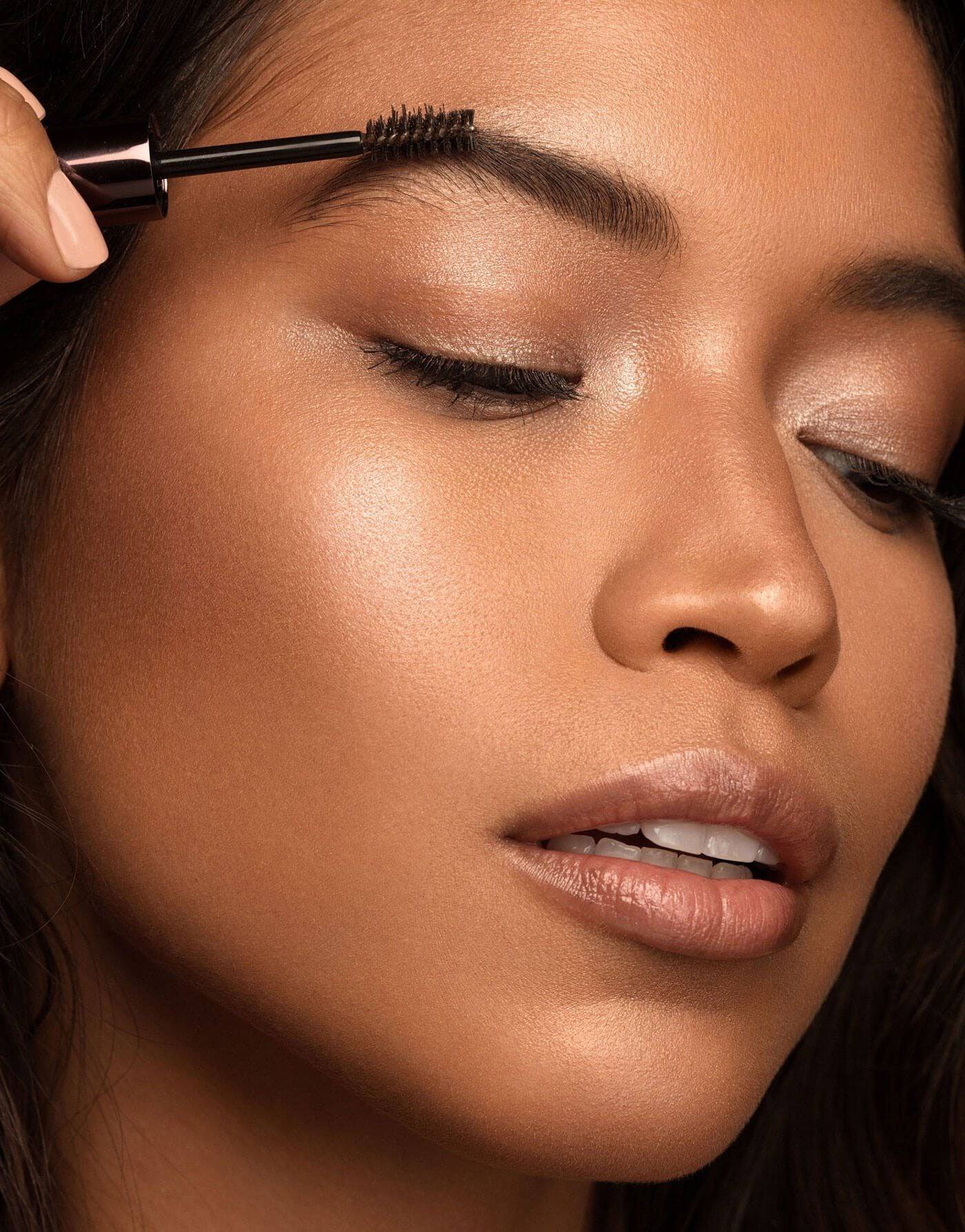 Hourglass Arch™ Brow Volumizing Fiber Gel - Kaş Jeli - stre