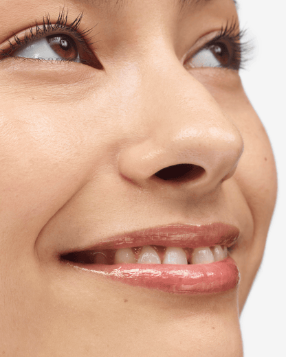 Glossier Lip Gloss - Dudak Parlatıcı - stre